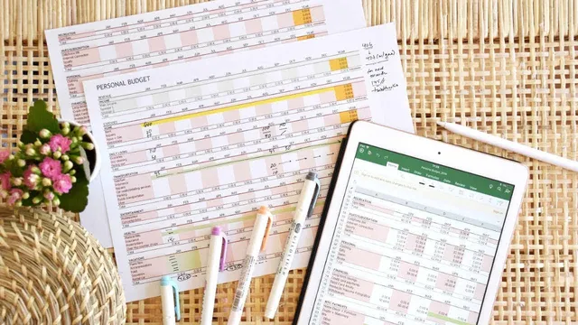 how to start budgeting and saving money in university thumbnail