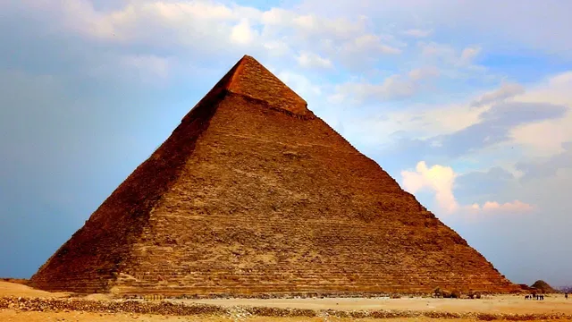 How Were the Pyramids Built? thumbnail